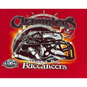 Vintage Tampa Bay Buccaneers Super Bowl XXXVII Champions Short Sleeve Shirt L